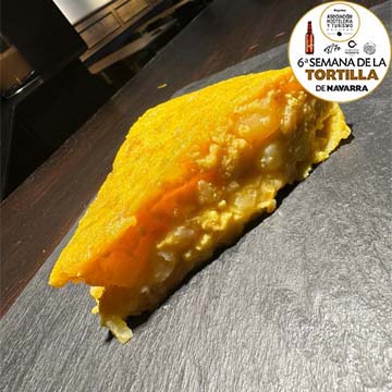 Tortilla tradicional del bar Café con Sal de Pamplona